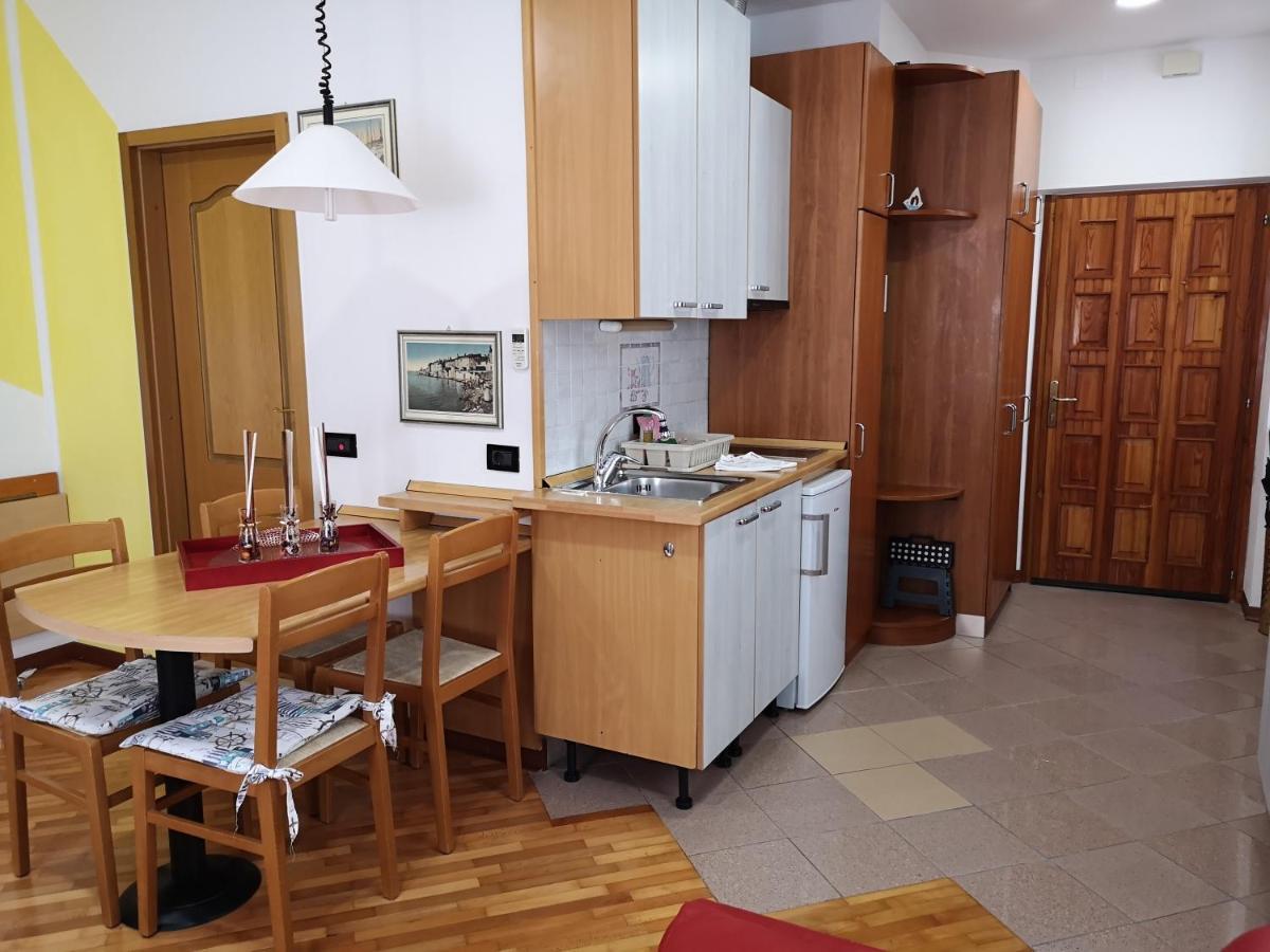 Apartmaji Mavita Piran Apartamento Exterior foto